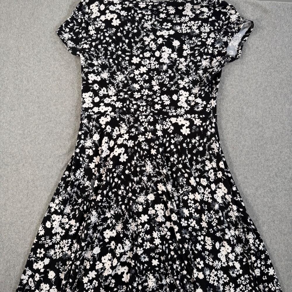52Seven Fit and Flare Midi Dress Women Medium Black Floral Cap Sleeve Comfort - Picture 9 of 9